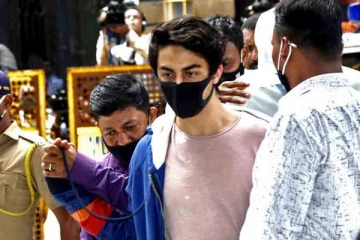 நடிகர் ஷாருக்கான் மகன் ஆர்யன்கான் உட்பட 6 பேரின் ஜாமீன் மனு இன்று நீதிமன்றத்தில் விசாரணை