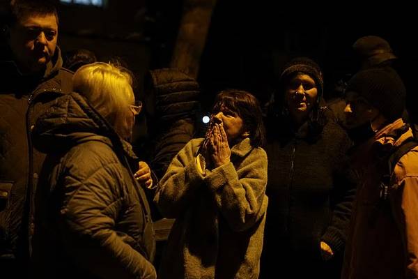 உக்ரைன் தலைநகரின் ஒவ்வொரு மாவட்டமாக குறிவைத்து நொறுக்கிய ரஷ்யா: பற்றியெரியும் நெருப்பு | Russia Attacks Every District Of Kyiv உக்ரைன் தலைநகரின் ஒவ்வொரு மாவட்டமாக குறிவைத்து நொறுக்கிய ரஷ்யா: பற்றியெரியும் நெருப்பு | Russia Attacks Every District Of Kyiv