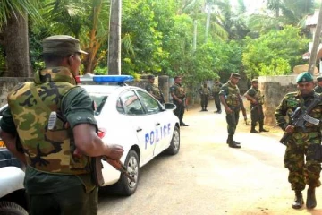 கண்டியில் ராஜாங்க அமைச்சரின் வீட்டில் வெடி குண்டு அச்சுறுத்தல்! இருவர் கைது