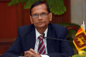 நாடு வங்குரோத்து விளிம்பில் இல்லை - ஜி.எல்.பீரிஸ்