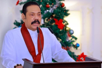 எதிர்கால முன்னுரிமை குறித்து கவனம் செலுத்துமாறு பிரதமர்  வேண்டுகோள்