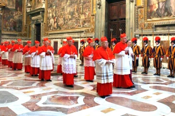 புதிய போப்பை தேர்வு செய்யும் கூட்டத்தில் 4 இந்திய கார்டினல்கள்