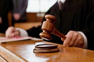 மாஸ்க் அணிய சொல்லிய நபரை கன்னத்தில் கொடூரமாக தாக்கிய இந்தியருக்கு நேர்ந்த கதி! வெளியான அதிரடி  தீர்ப்பு