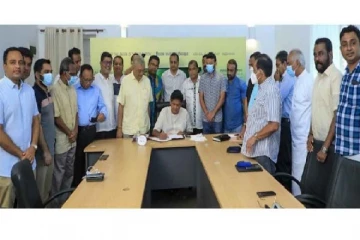 கோட்டாபயவின் அதிகாரத்தை குறைக்கும் சட்டதிருத்தம் சபாநாயகரிடம் - சஜித் தரப்பு அதிரடி
