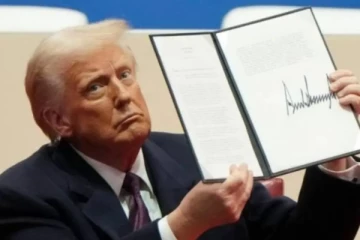 வரிவிதிக்க ட்ரம்புக்கு அதிகாரம் இல்லை; உலகநாடுகள் மகிழ்ச்சி; கடுப்பில் டிரம்ப்!