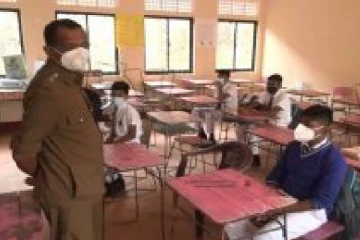 பாடசாலைகளை மீண்டும் திறப்பதற்கான வழிமுறை குறித்து நாளை அறிவிப்பு