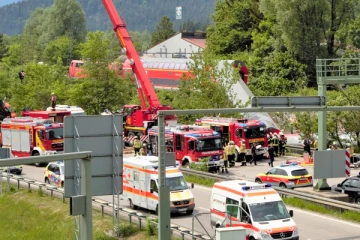 ஜெர்மனியில் ஏற்பட்ட கோர ரயில் விபத்து: மீட்புப் பணிகள் தீவிரம்!