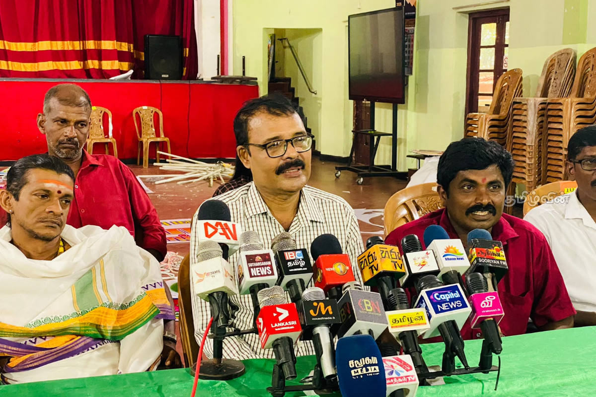 மயிலத்தமடு - மாதவனை மேய்ச்சல் தரை விவகாரம்: மாபெரும் கவனயீர்ப்பு மற்றும் கதவடைப்பு போராட்டத்திற்கு அழைப்பு | Mayilathamadu Madhavanai Protest மயிலத்தமடு - மாதவனை மேய்ச்சல் தரை விவகாரம்: மாபெரும் கவனயீர்ப்பு மற்றும் கதவடைப்பு போராட்டத்திற்கு அழைப்பு | Mayilathamadu Madhavanai Protest
