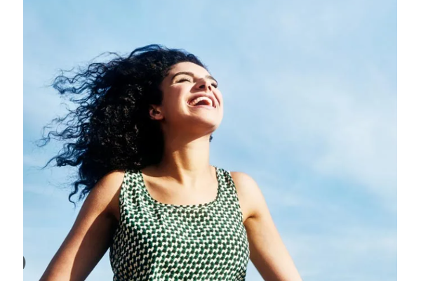 சிங்கிளா இருப்பதே சிறந்தது - திருமணத்தை கண்டு தெறித்து ஓடும் பெண்கள்! | Women In India Feel More At Ease Being Single