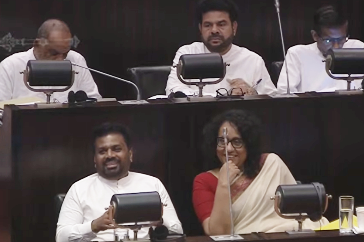 சற்று முன்னர் நாடாளுமன்றத்திற்கு வருகை தந்த ஜனாதிபதி | President Anura Visits Parliament சற்று முன்னர் நாடாளுமன்றத்திற்கு வருகை தந்த ஜனாதிபதி | President Anura Visits Parliament