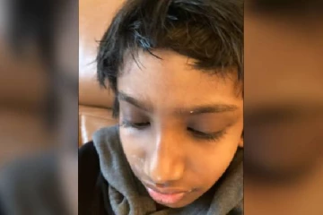 மாணவனின் தலை முடியை கத்தரித்த பாடசாலை: கோபத்தில் பெற்றோர்