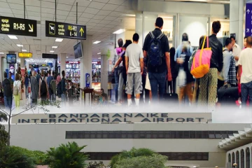 கட்டுநாயக்க விமான நிலையத்தில் பயணிகளுக்கு ஏற்பட்ட சிரமம்