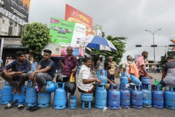 31ஆம் திகதிக்குள் எரிபொருள் வரிசையில் நிற்பது முடிவுக்குவரும்!
