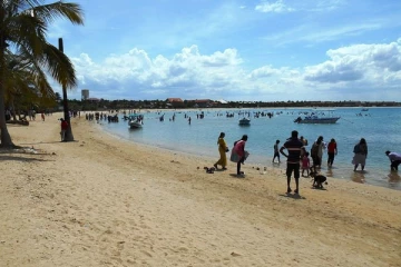 பாசிக்குடா கடலில் வெளிநாட்டு பிரஜைக்கு நேர்ந்த துயரம்