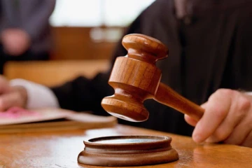 13 பல்கலைக்கழக மாணவர்களுக்கு மறியல்!