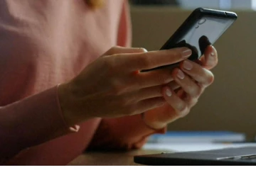 தெற்காசிய சமூகத்தினை அச்சுறுத்தும் குறுஞ்செய்தி அனுப்பியவர் கைது