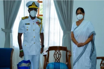 கிழக்கு மாகாண ஆளுநருக்கும், கிழக்கு கடற்படையின் கட்டளை தளபதிக்கும் இடையில் சந்திப்பு