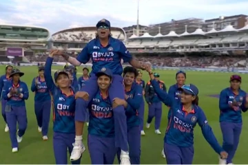 மன்கட் முறையில் ரன் அவுட்.. அதிர்ச்சியில் இங்கிலாந்து - வெடித்த சர்ச்சை!