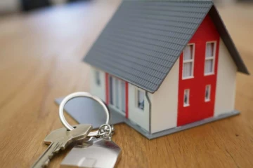 குறைந்த வருமானம் பெறும் குடும்பங்களுக்கு மகிழ்ச்சித்தகவல்!