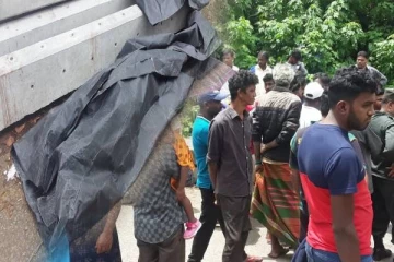 மேல் கொத்மலை நீர்த்தேக்கத்திலிருந் து குடும்பஸ்தர் சடலமாக மீட்பு (PHOTOS)