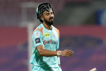 சதமடித்த கே.எல்.ராகுலுக்கு விருதுடன் 24 லட்சம் அபராதம்! காரணம் இதுதான்