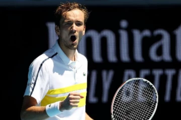 உலக ஆண்கள் டென்னிஸ் போட்டி : டேனில் மெட்விடேவ் அபார வெற்றி