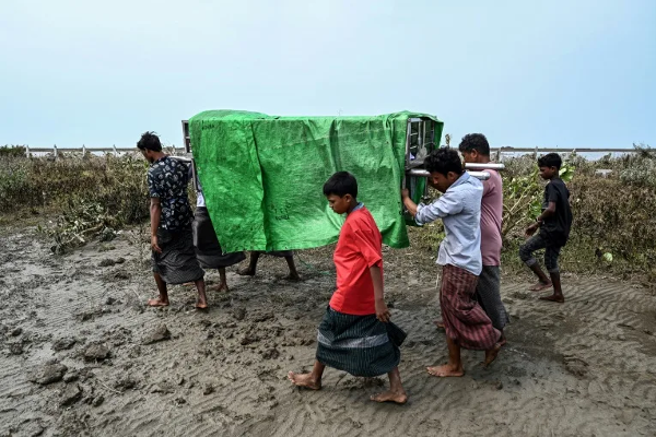 மோக்கா புயல்: மியான்மரில் 60 பேர் மரணம் | Cyclone Mocha Death Count Rises 60 In Myanmar