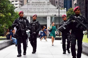 சிங்கப்பூரில் 31 பேர் அதிரடி கைது!