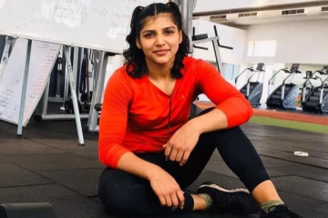 நான் உயிரோடு இருக்கிறேன் என்னை யாரும் சுடவில்லை - மல்யுத்த வீராங்கனை