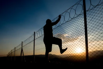 வவுனியா சிறை கைதி தப்பியோட்டம்