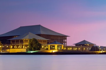 ஈஸ்டர் தாக்குதல் விசாரணை குறித்து நாடாளுமன்ற உறுப்பினர்களுக்கு விளக்கமளிக்க தீர்மானம்