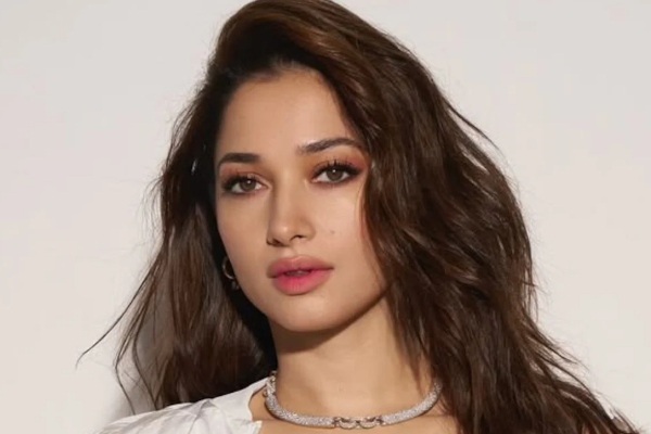 கோடிகளில் சம்பாதித்தாலும் இதை செய்ய வேண்டும்.. நடிகை தமன்னா சொன்ன விஷயம் | Tamannaah Advice To Actors Invest கோடிகளில் சம்பாதித்தாலும் இதை செய்ய வேண்டும்.. நடிகை தமன்னா சொன்ன விஷயம் | Tamannaah Advice To Actors Invest