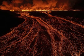 ஐரோப்பிய நாடொன்றில் ஒரே ஆண்டில் 7வது முறையாக வெடித்த எரிமலை