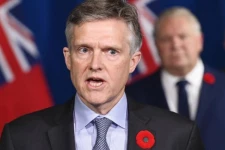 தனது பதவியை இராஜினாமா செய்தார்... ஒன்ராறியோ நிதியமைச்சர்!