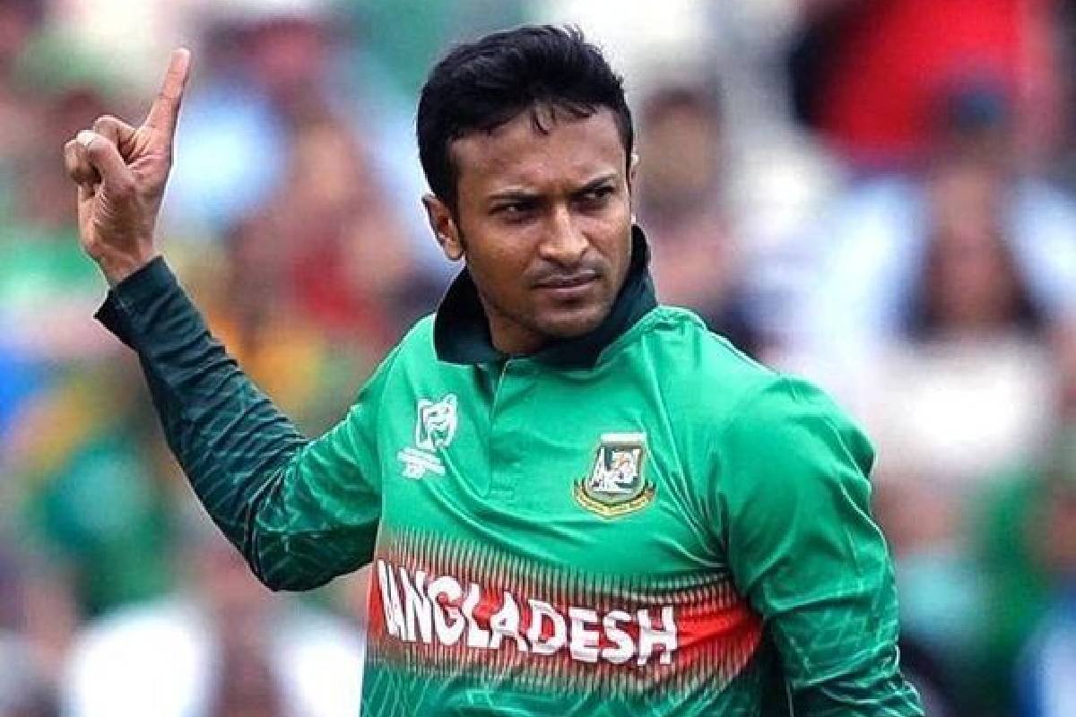 கிரிக்கெட் வீரர் ஷகிப் அல் ஹசனின் இல்லம் மீது பெட்ரோல் குண்டு தாக்குதல் | Bomb Attack At Shakib Al Hasan S House
