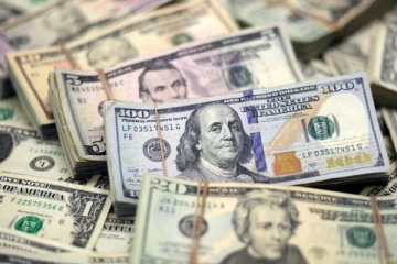 இலங்கைக்கு கிடைக்க வேண்டிய 5300 கோடி டொலர்கள்! பெரிய வர்த்தகர்கள் குறித்து பகிரங்கப்படுத்தப்பட்டுள்ள தகவல்