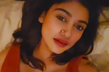 அட்ஜெஸ்ட்மெண்ட் பண்ணனும்னு அவசியம் இல்லை!! வெளிப்படையாக பேசிய நடிகை ஓவியா..