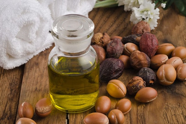 கோடைகால தோல் பிரச்சனையை நீக்கும் வீட்டு வைத்தியம் | Home Remedies For Summer Skin Problems