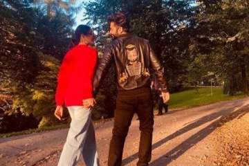 சின்ன சின்ன கண்ணசைவில் உன் அடிமை ஆகவா : தனது காதலரை அறிமுகம் செய்த நடிகை ரகுல் பிரீத் சிங்