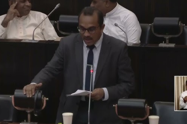 ஹரினி தொடர்பில் எழுந்த சர்ச்சை.. அரசாங்கத்தின் தீர்மானம் குறித்து பிமல் விளக்கம் | Government Ready To Give Priority Pm Harini Bimal ஹரினி தொடர்பில் எழுந்த சர்ச்சை.. அரசாங்கத்தின் தீர்மானம் குறித்து பிமல் விளக்கம் | Government Ready To Give Priority Pm Harini Bimal