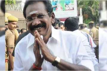 கொரோனாவிலிருந்து நாம் விரைவில் மீள கடவுளிடம் பிரார்த்திக்கிறேன் - அமைச்சர் செல்லூர் ராஜூ