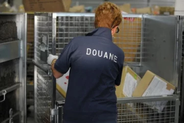 பிரெக்சிட்டால் பிரான்சுக்கும் பிரித்தானியாவுக்கும் இடையில் பார்சல் சேவையில் ஏற்பட்டுள்ள சிக்கல்: கிறிஸ்துமஸ் நேரத்தில் ஏற்படவிருக்கும் பாதிப்புகள்