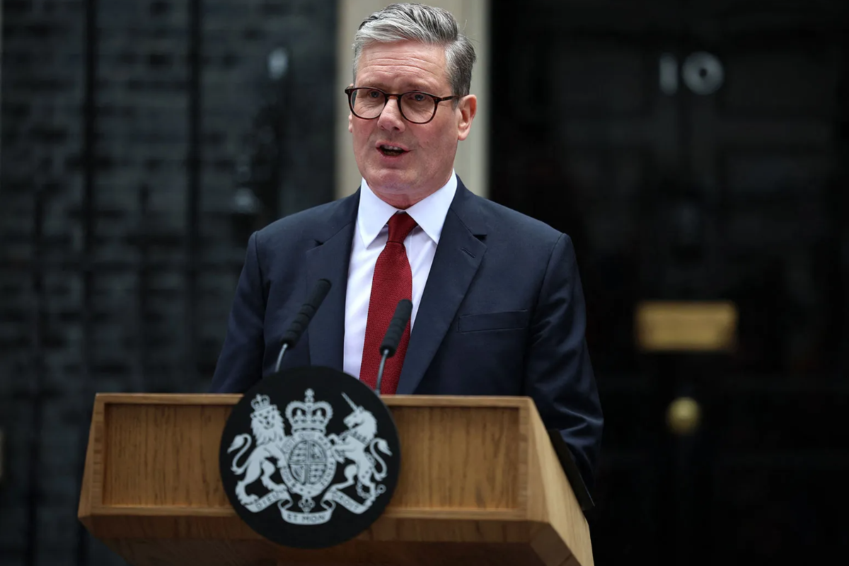 ஓமானில் இருந்து பிரித்தானியர்களை வெளியேற்றுவதற்கு புறப்படவிருந்த விமானம் தாமதம் | Oman Evacuation Flight Delayed Middle East War