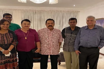 பரபரப்பாகும் கொழும்பு அரசியல் - மஹிந்த -ரணில் திடீர் சந்திப்பு