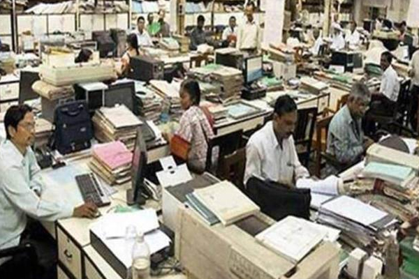 இலங்கையில் தொழில்களை விட்டு செல்லும் அரச ஊழியர்கள்! வெளியான காரணம் | Civil Servants Leaving Jobs In Sri Lanka