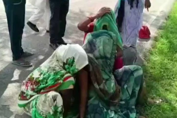 வீதியில் வலியால் துடித்த கர்ப்பிணி பெண்! ஆம்புலன்ஸ் டிரைவர் செய்த மோசமான காரியம்