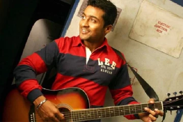 வாரணம் ஆயிரம் படத்தில் முதலில் இவர் தான் நடிக்க வேண்டியதாம், மிஸ் செய்துவிட்டாரே