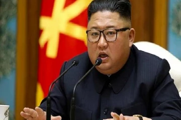 தடுப்பூசியின்றி கொரோனவை புது ஸ்டைலில்  எதிர்கொள்ளும் வடகொரியா அதிபர் கிம்