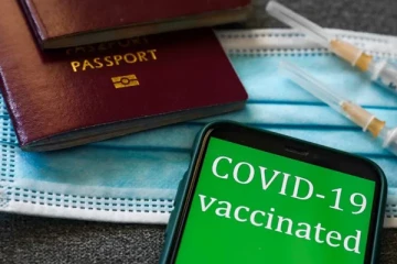 தடுப்பூசி கடவுச்சீட்டு வேண்டாம்: போராட்டத்தில் குதித்த கனேடிய மாகாண மக்கள்