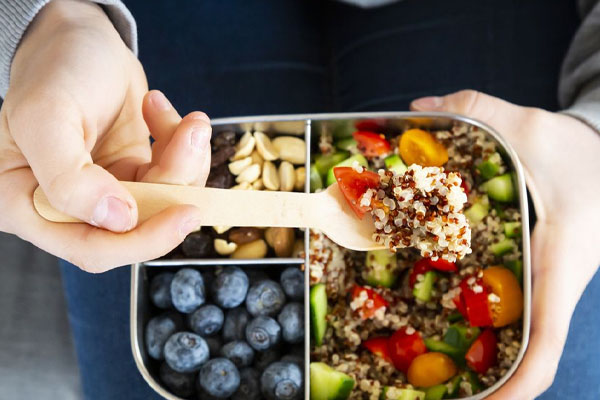 உடல் எடையை குறைக்க இந்த ஸ்நாக்ஸ் சாப்பிடுங்க | Eat These Snacks To Lose Weight